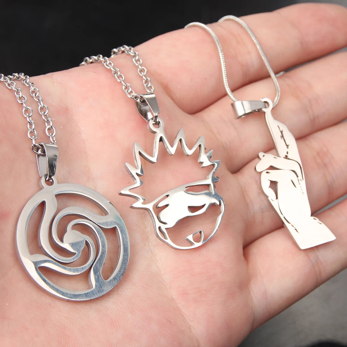 Gojo Satoru x Cat Emblem Pendant – Jujutsu Kaisen Necklace